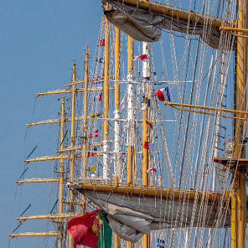 Santa maria manuela à Calais