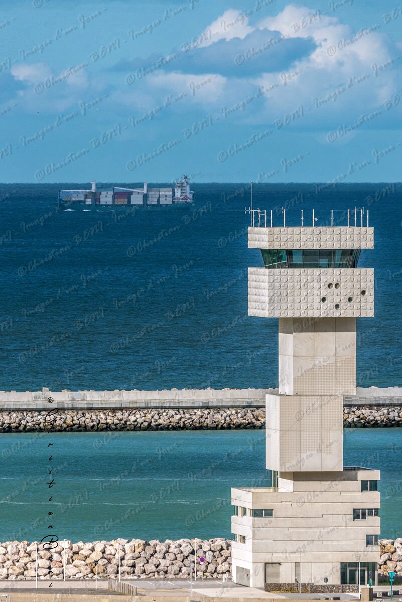 CB7_2911 