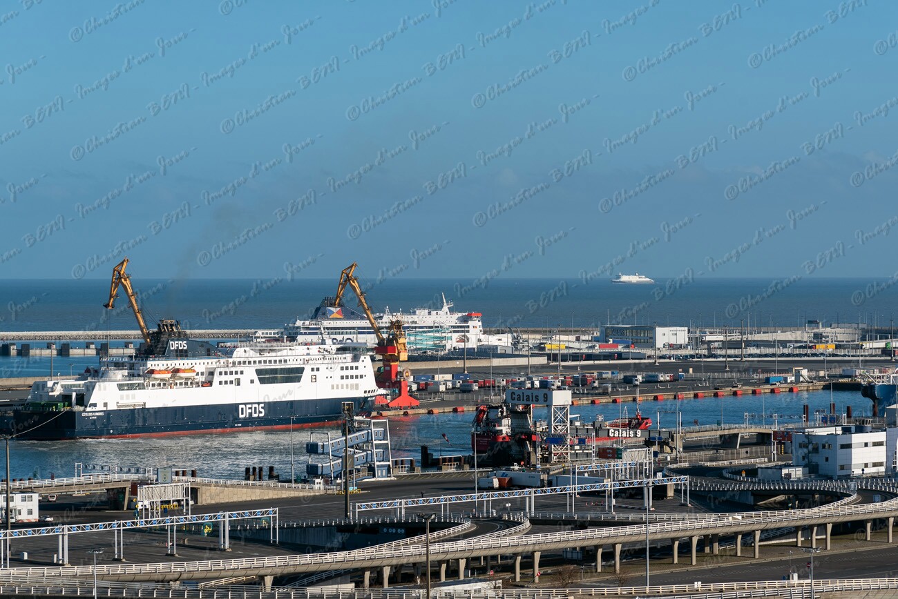 CB7_7177 Voiles d'ici et d'ailleurs ;livre;Avril 2018;publication;
