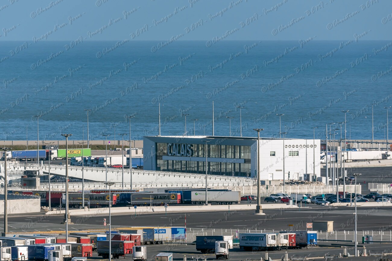 CB7_7452 Voiles d'ici et d'ailleurs ;livre;Avril 2018;publication;