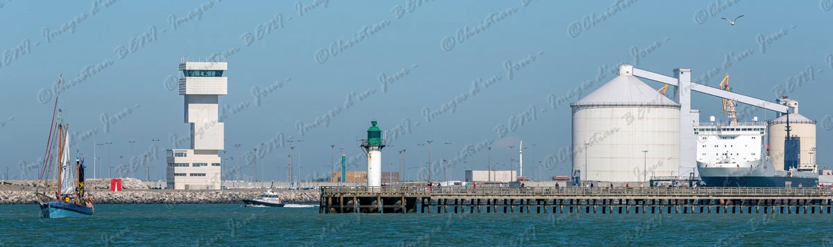 CB7_9893 pano 