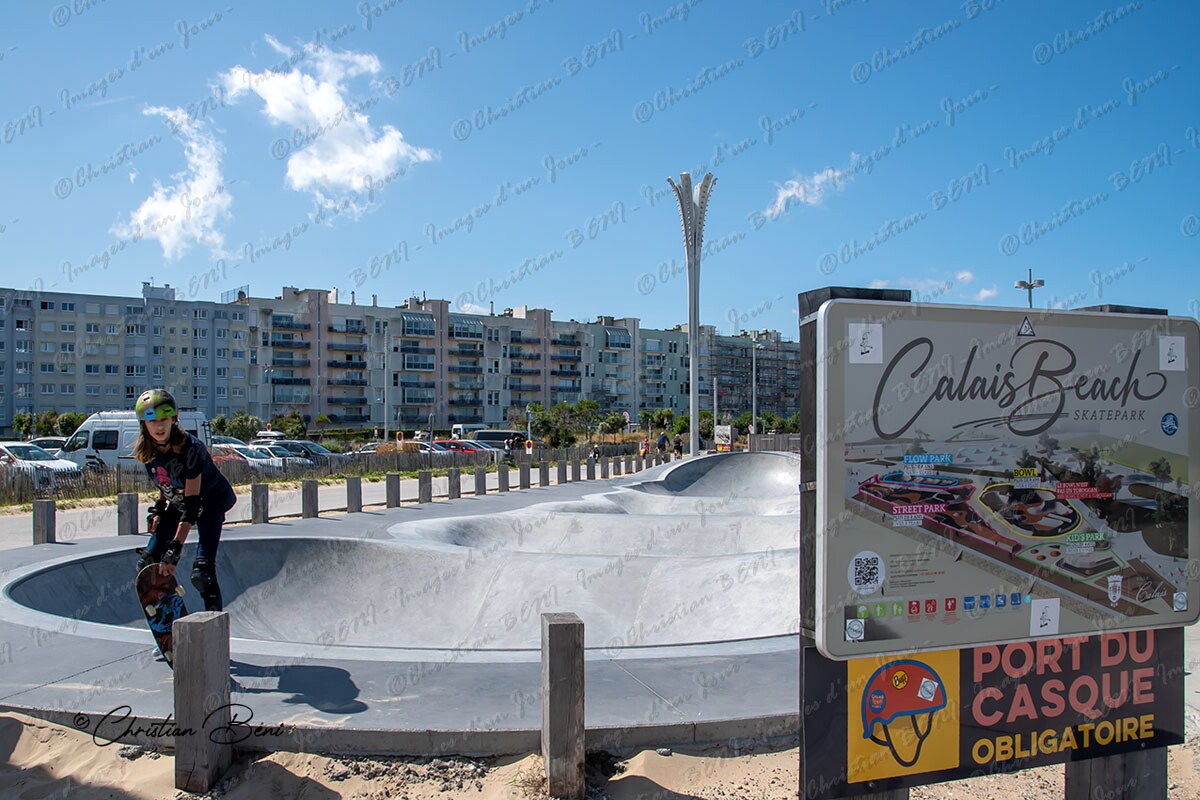 Calais beach Mael Hogard 