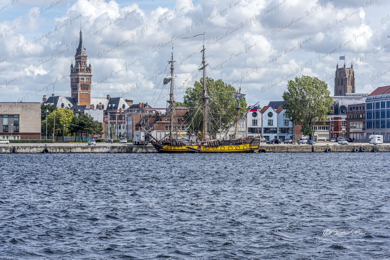 _CB75983 