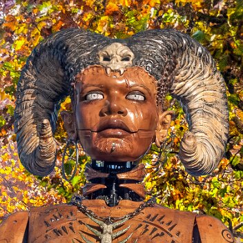 CB7_2414 Lilith portrait et feuillage